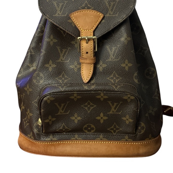 Louis Vuitton Brown Monogram MM Montsouris Backpack UNSEX - Picture 2 of 10